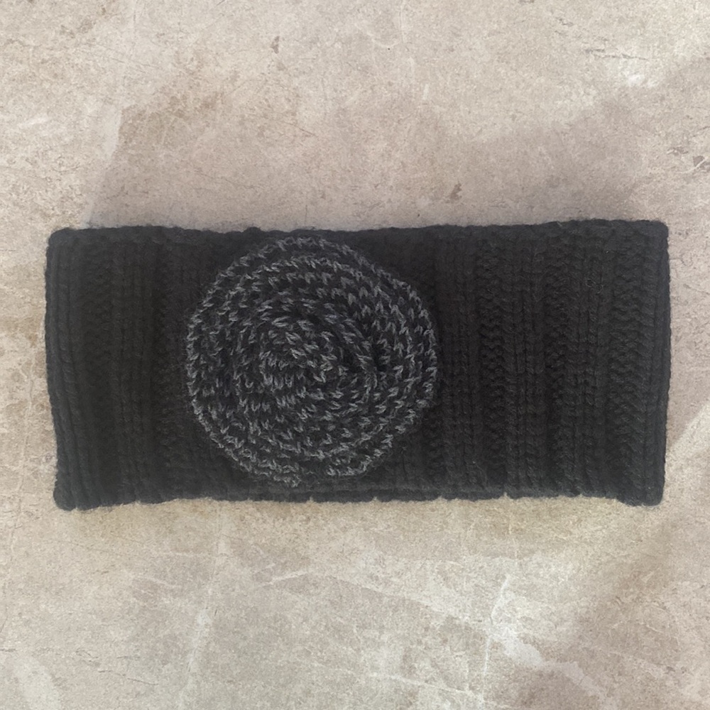Black Hand Knit Headband Grey Flower Detail